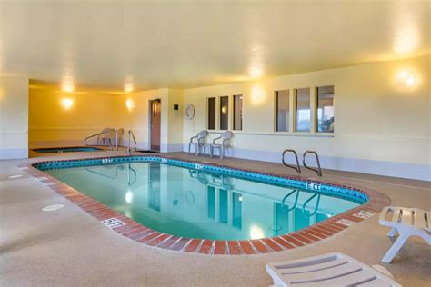 Bend Hotel near Deschutes River Oregon| Bend OR Motel near Skiing, Hunting and Fishing