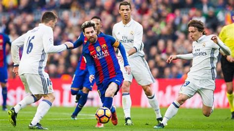 Lionel Messi, Ronaldo put best foot forward: See their best goals of the season | Football News ...