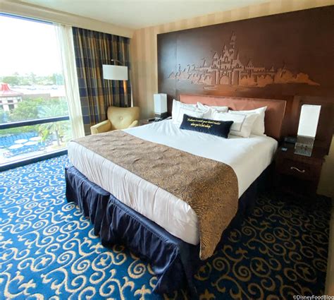 News: Disneyland Resort Hotel Reservations Now Only Available Beginning ...