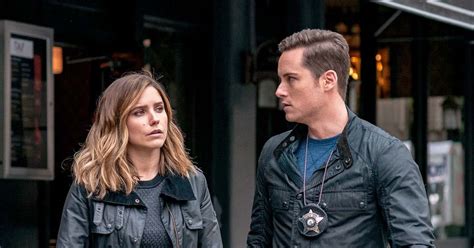 'Chicago P.D' Season 7 Fall Finale: Fans want Erin Lindsay to come back ...