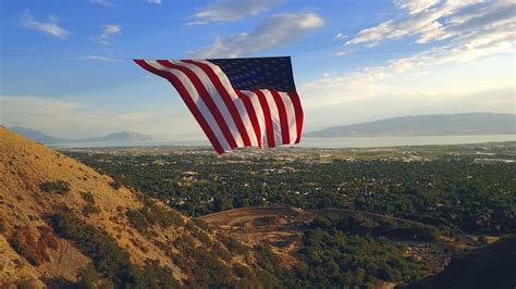 The Largest Flying American Flag in the World - Kogalla