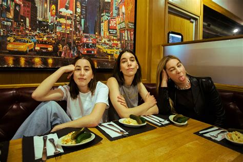 Haim Postpone New Album Due to Coronavirus Concerns