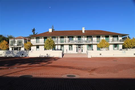 Guides - Monterey, CA - Historical - Dave's Travel Corner