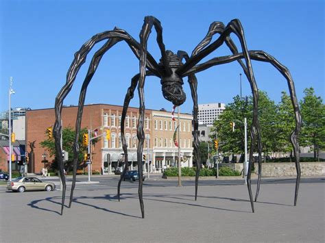 The Maman Statue, Ottawa