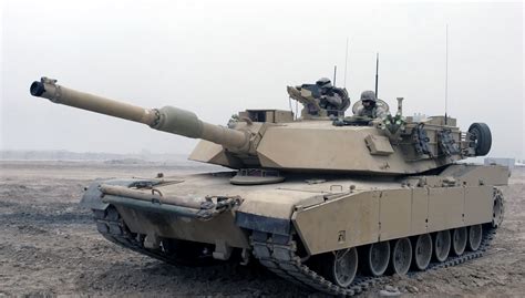 File:M1A1 Abrams Tank in Camp Fallujah retouched.jpg - Wikimedia Commons