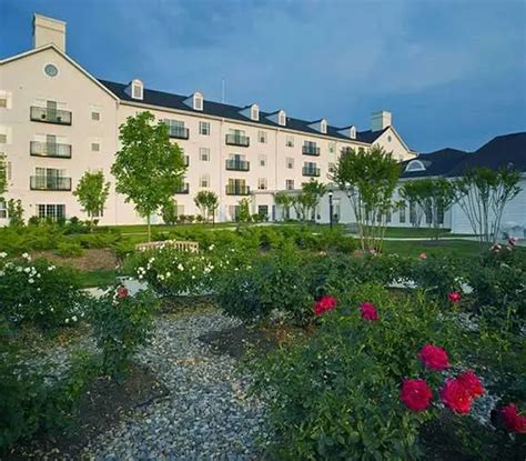 Galloway Ridge at Fearrington | Senior Living Community Assisted Living, Nursing Home ...