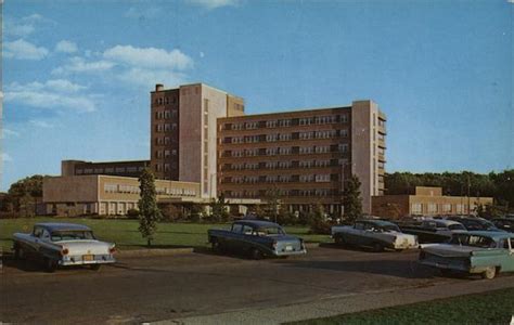 Parkview Memorial Hospital Fort Wayne, IN Postcard