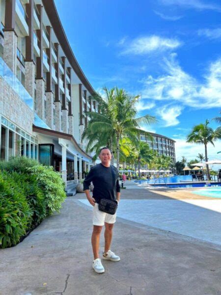 Dusit Thani Mactan Cebu: A Tapestry of Luxury and Tranquility