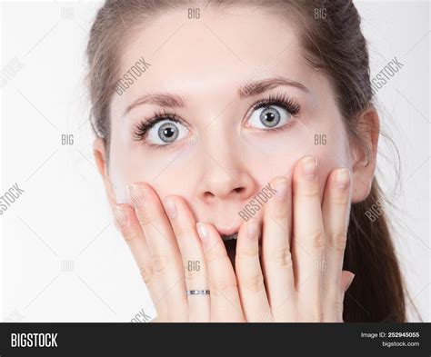 Shock Face Expressions Image & Photo (Free Trial) | Bigstock