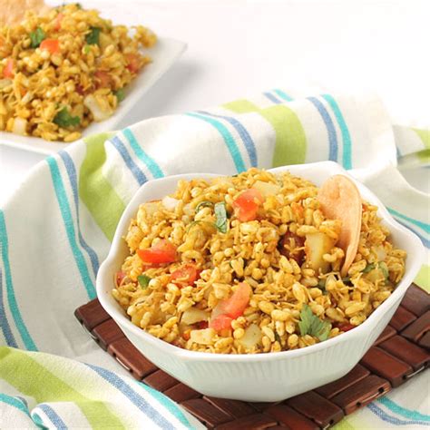 Bhel Puri Recipe - Famous Indian Bombay Chaat with Papdi and Puffed Rice