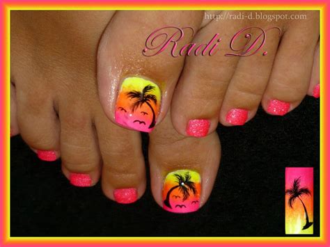 It`s all about nails: My summer toes | Пальмовый декор для ногтей ...