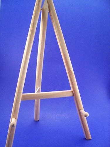 How to Build a Wooden Display Easel | ehow