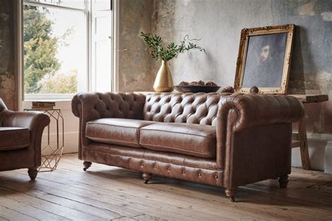 Leather Chesterfield Sofas And Chairs (About Babies)