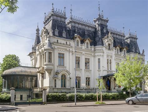 Romanian Architecture