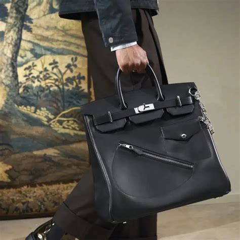 Hermès Birkin Bags Will Cost Even More in 2023 - Ozzie Small