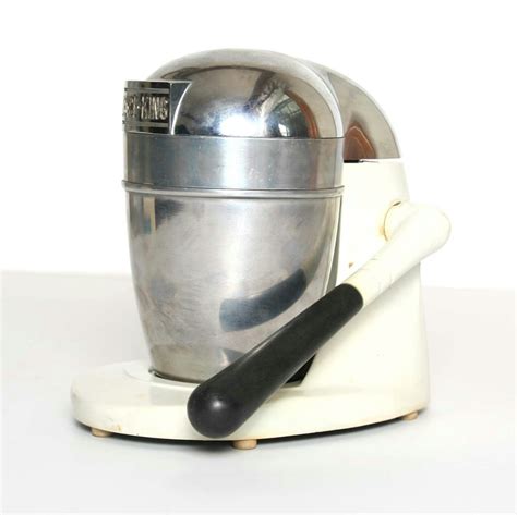 Vintage Juice King Citrus Juice Press | EBTH