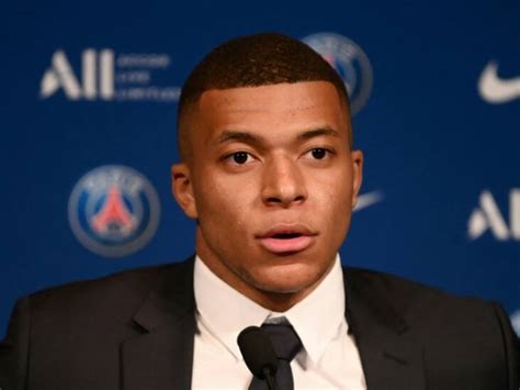 Download Free 100 + kylian mbappe blue hair