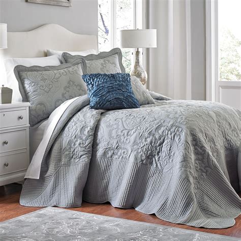 What Is The Size Of An Oversized King Bedspread - Hanaposy