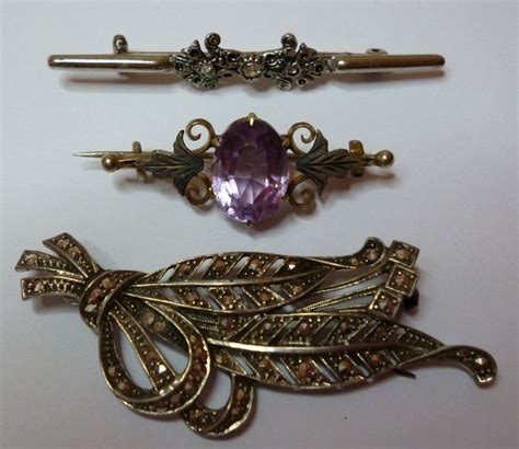 3 antique / vintage brooches - Catawiki