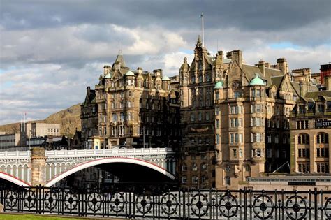 How to travel from London to Edinburgh by train - To Europe and Beyond