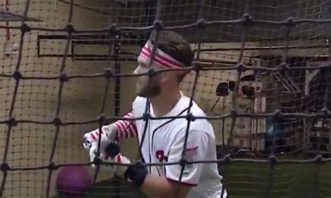 Bryce Harper practiced bunting before final round of Home Run Derby