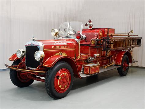 1924 Seagrave 6WT Pumper Firetruck