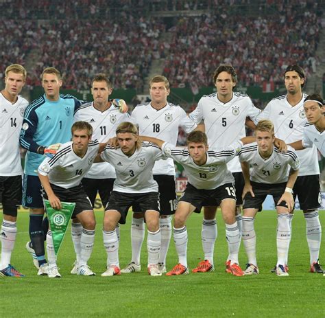 WM-Qualifikation: Deutschland zittert sich zum Sieg in Österreich - WELT