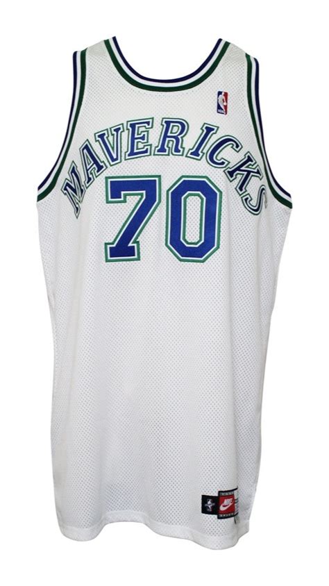 Dallas Mavericks 1998-99 Jerseys