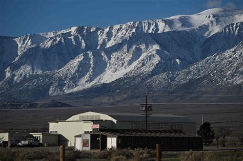 California Braces for Trouble as Record Winter Snows Start Melting ...