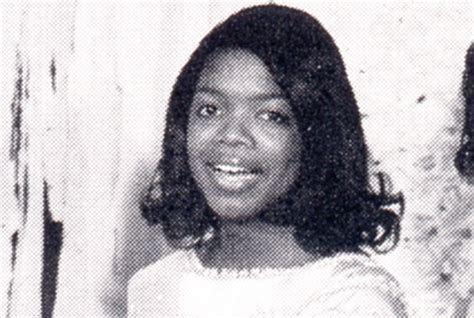 oprah-winfrey-yearbook-high-school-young-miss-east-nashville-1970-photo-FC