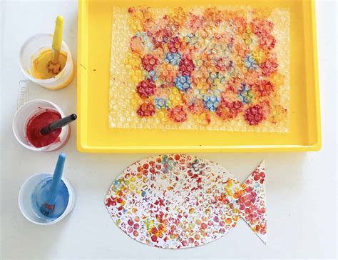 Bubble Wrap Printed Fish Art Activity - Toddler Approved