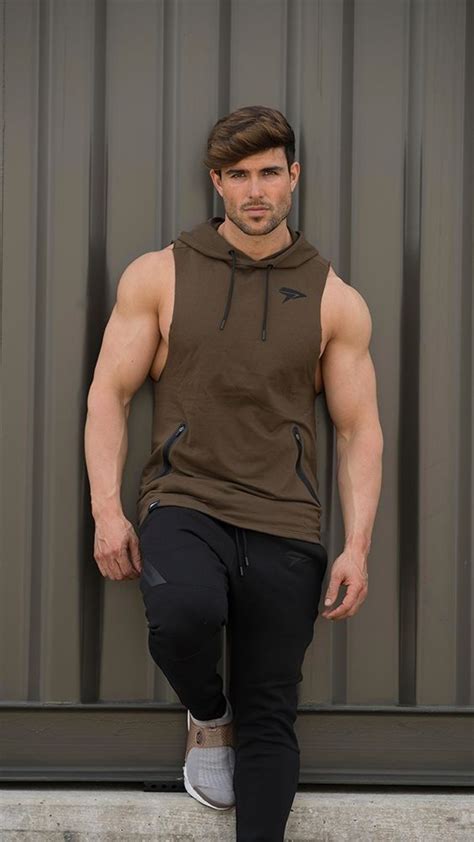 Pin by FEWAS on Fitness Photoshoot Idea in 2020 | Mens workout clothes, Gym outfit men, Gym wear men