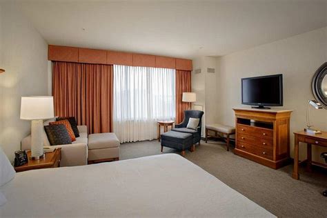 Hilton Garden Inn Portland Downtown Waterfront Pet Policy