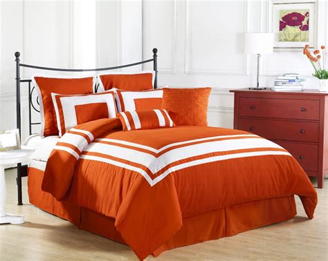 Tangerine bedding set. Very chic. Lux Décor Collection Queen Comforter Set. #tangerinebedding # ...