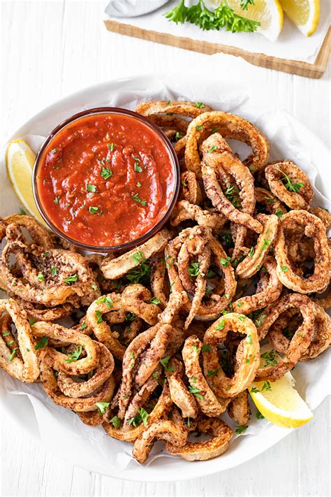 Fried Calamari with Spicy Marinara Sauce | The Cozy Apron