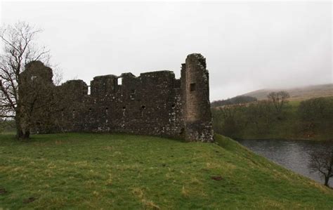 Castles in Dumfries and Galloway - Britain's Castles