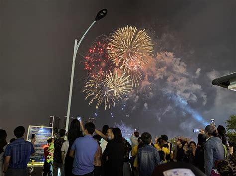 Firework lit up on New Year’s Eve » Vietnam News - Latest Updates and World Insights ...