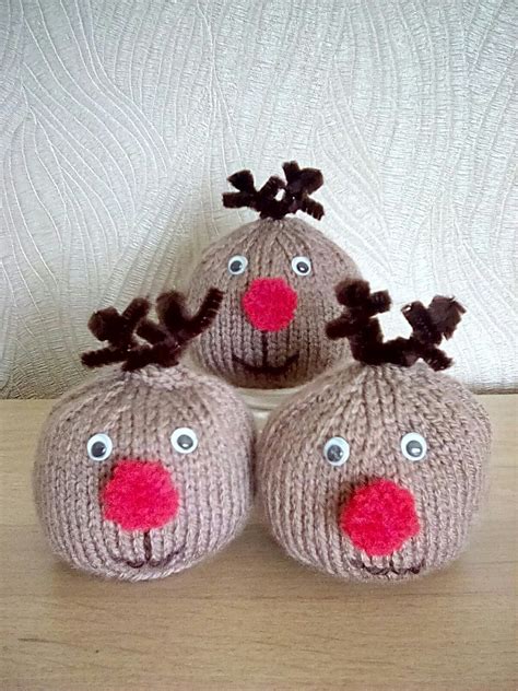 Chocolate Orange Covers Rudolph | Christmas knitting patterns free, Christmas knitting projects ...