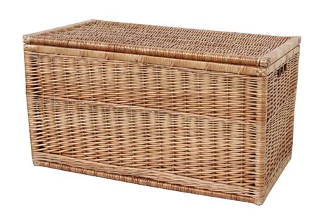 Stylish and Versatile Wicker Storage Trunk