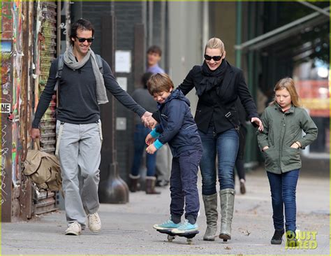 Kate Winslet & Ned Rocknroll: NYC Stroll with Mia & Joe!: Photo 2596812 | Celebrity Babies, Joe ...