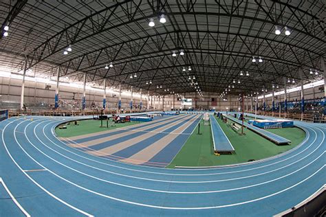 Indoor Track Begins – The Current