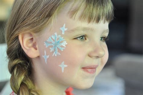 Snowflake Face Paint (For your little Elsa) - Suburble