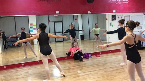 Pre-Teen Ballet 3 Class. - YouTube