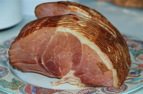 Foodista | Delicious Honey Glazed Ham