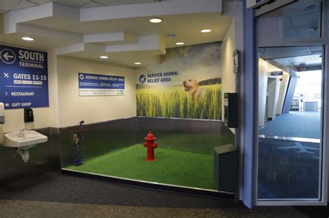 Patrick Leahy Burlington International Airport (BTV) Pet Relief Areas | Pet Friendly Travel