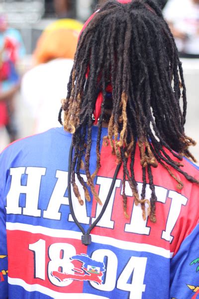 Haitian Flag Day Outfit Ideas