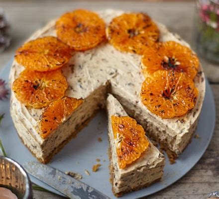 Christmas pudding cheesecake recipe | BBC Good Food