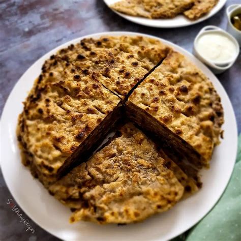 Keema Paratha: Pakistani Minced Meat Stuffed Flatbread - So Yummy Recipes