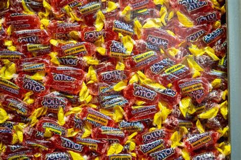 Trick or Treat: The Best Halloween Candy, Ranked