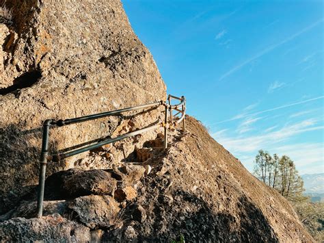 Best Pinnacles Hiking Trails: A Pinnacles National Park Hiking Guide